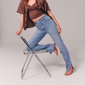 Abercrombie 90s Straight Ultra High Rise Vent Hem